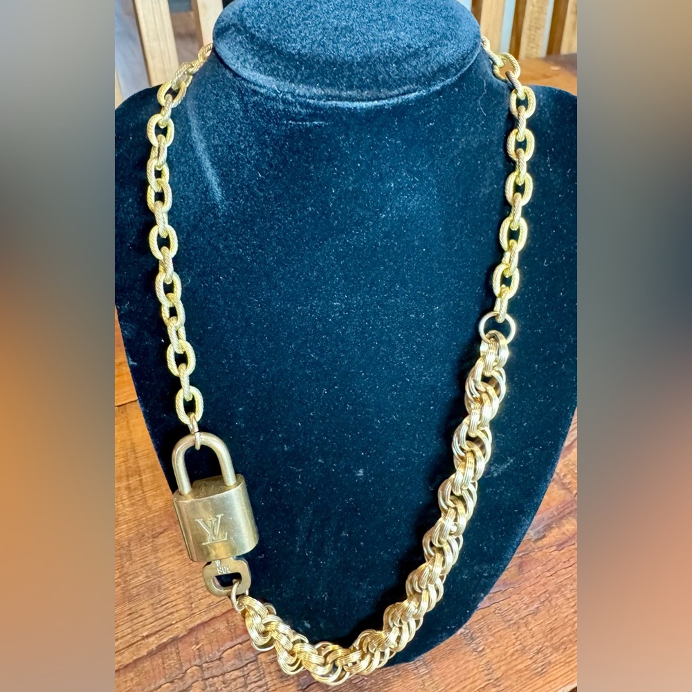 Louis Vuitton authentic vintage Gold Padlock on goldtone fashion chain necklace